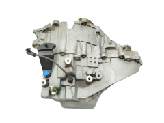 Κιβώτιο ταχυτήτων Νέο Γνήσιο VM1005 7700110712 Renault Safrane 2.0 16v